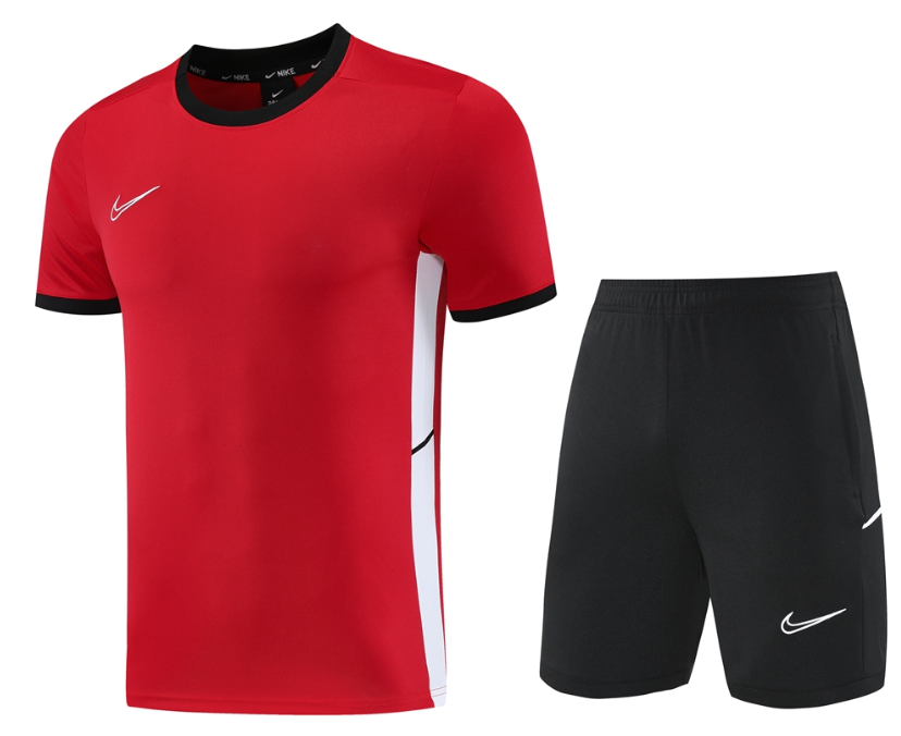 New Adidas Nike  training coat jacket  jersey adult kit New Adidas Nike coat jacket soccer jersey 10-20 days. It will arrive in your country