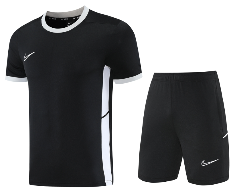 New Adidas Nike  training coat jacket  jersey adult kit New Adidas Nike coat jacket soccer jersey 10-20 days. It will arrive in your country