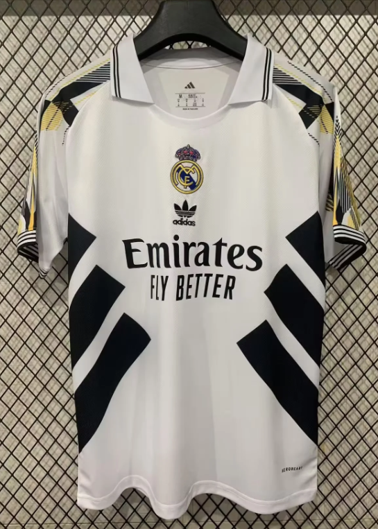 25 26 Real Madrid jersey New adult 25 26 Real Madrid soccer jersey 10-20 days. It will arrive in your country