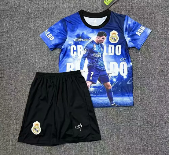 Real Madrid new R0NALDO  jersey 2025 2026  Home and away New kids kit  25/26 R0NALDO soccer jersey 10-20 days. It will arrive in your country