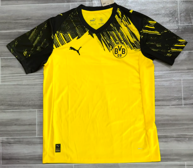 New Dortmund jersey  Home and away adult  25 26 Dortmund soccer jersey 10-20 days. It will arrive in your country