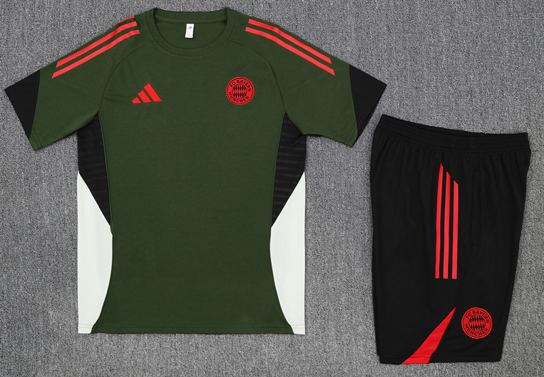 Bayern Munich jersey Pocket zipper pants kids kit New training  adult kit  Home and away 25 26 Bayern Munich soccer jersey 10-20 days. It will arrive in your country