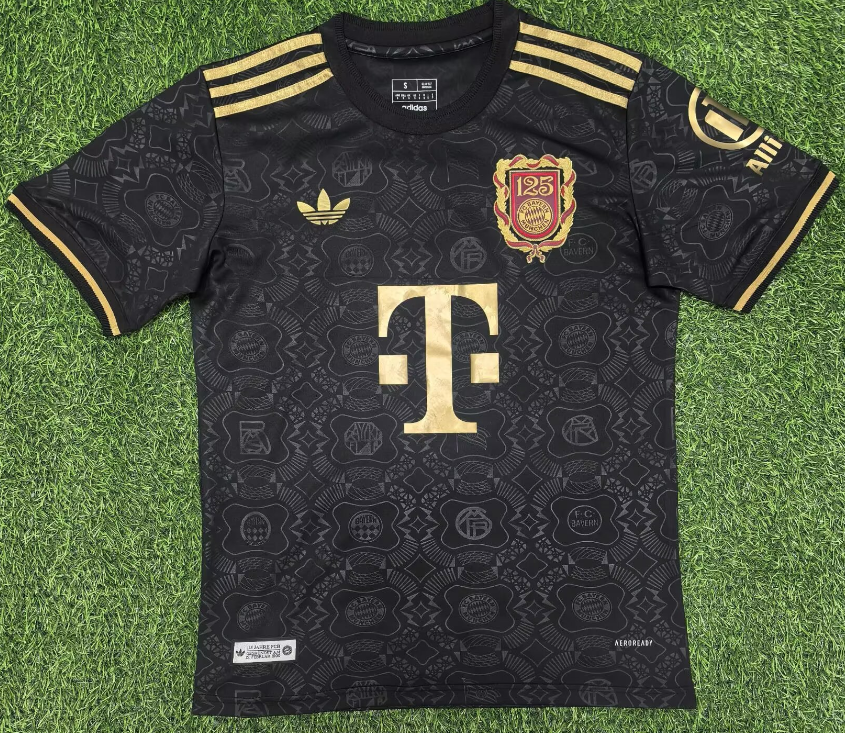 Bayern Munich 125th anniversary edition jersey 25 26 Home and away New adult  Bayern Munich soccer jersey 10-20 days. It will arrive in your country