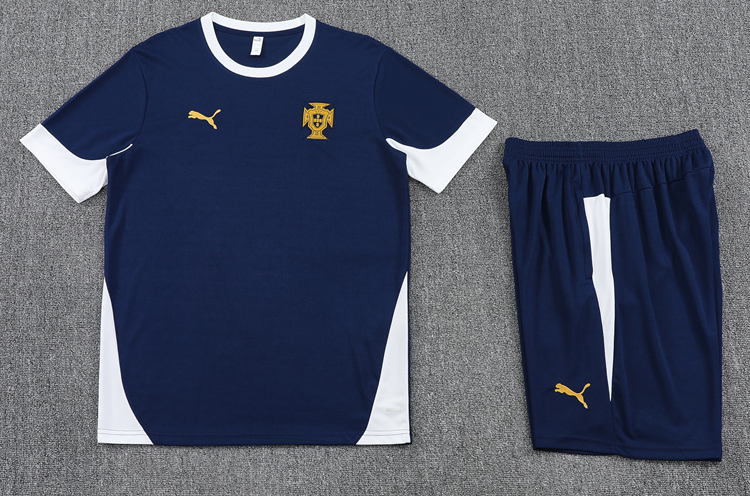 Portugal jersey Pocket zipper pants kids kit New training  adult kit  Home and away 25 26 Portugal soccer jersey 10-20 days. It will arrive in your country