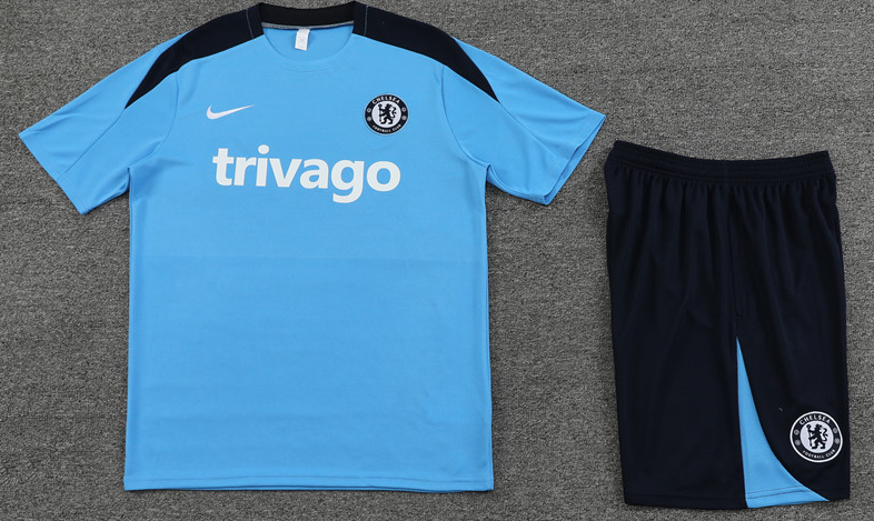 Chelsea  jersey Pocket zipper pants kids kit New training  adult kit  Home and away 25 26 Chelsea soccer jersey 10-20 days. It will arrive in your country