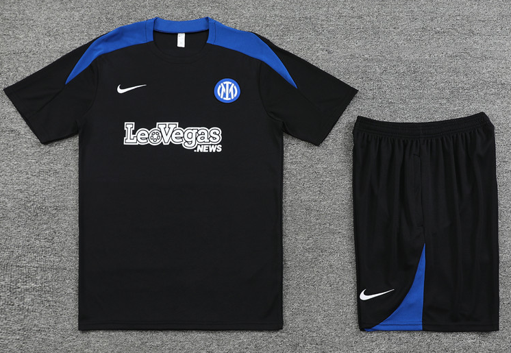 Inter Milan jersey Pocket zipper pants kids kit New training  adult kit  Home and away 25 26 Inter Milan soccer jersey 10-20 days. It will arrive in your country