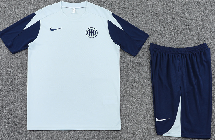 Inter Milan jersey Pocket zipper pants kids kit New training  adult kit  Home and away 25 26 Inter Milan soccer jersey 10-20 days. It will arrive in your country