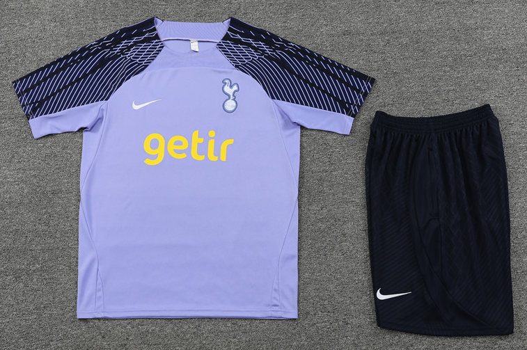 Tottenham  jersey Pocket zipper pants kids kit New training  adult kit  Home and away 25 26 Tottenham soccer jersey 10-20 days. It will arrive in your country