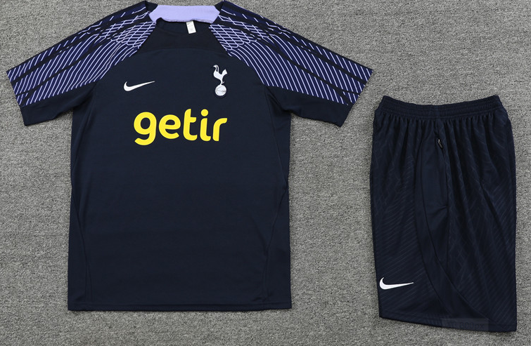 Tottenham  jersey Pocket zipper pants kids kit New training  adult kit  Home and away 25 26 Tottenham soccer jersey 10-20 days. It will arrive in your country