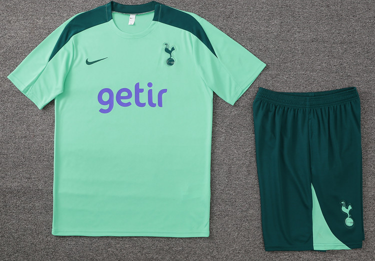Tottenham  jersey Pocket zipper pants kids kit New training  adult kit  Home and away 25 26 Tottenham soccer jersey 10-20 days. It will arrive in your country