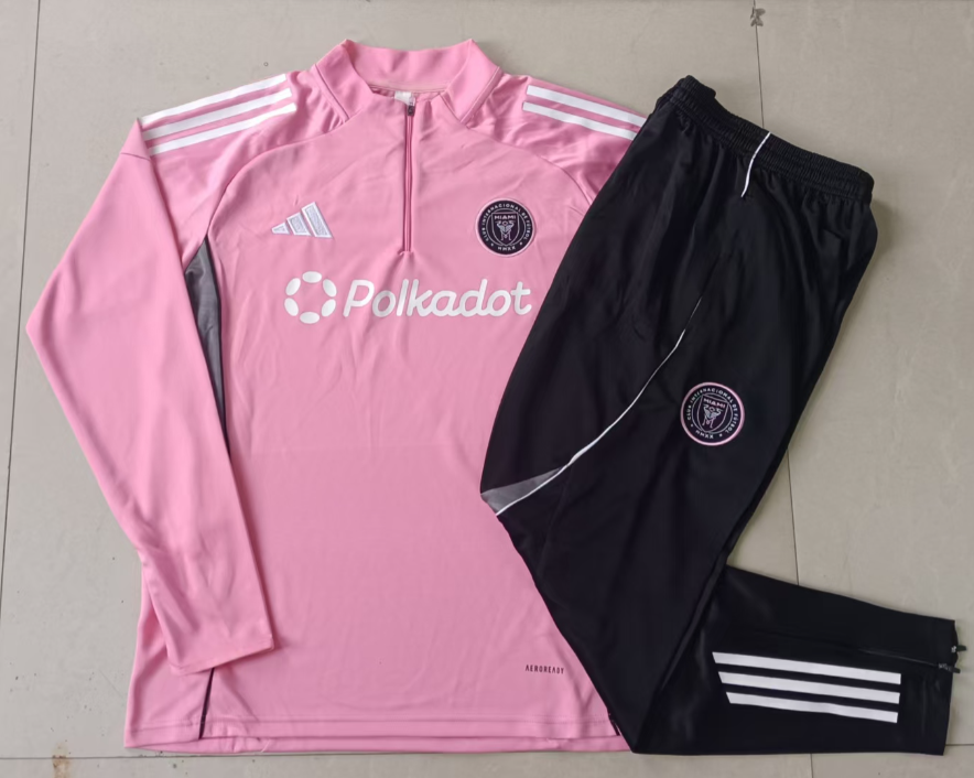 Inter Miam  training coat jacket  jersey kids kit adult kit New 25 26 Inter Miam coat jacket soccer jersey 10-20 days. It will arrive in your country