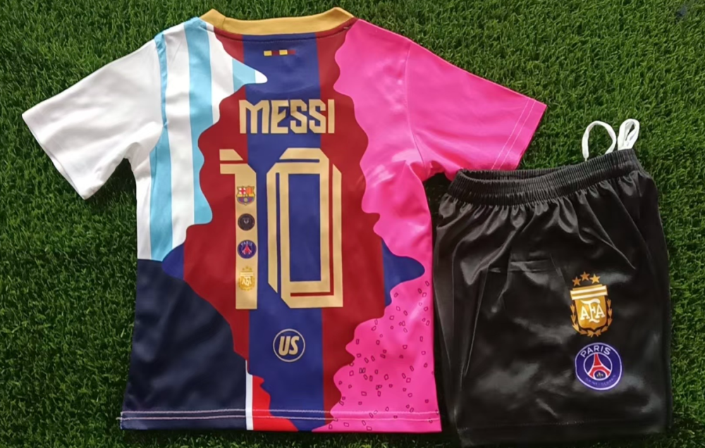 Inter Miam Barcelona new Messi Commemorative edition jersey 2025 2026  Home and away New kids kit Inter Miam  Barcelona 25/26 Messi soccer jersey 10-20 days. It will arrive in your country