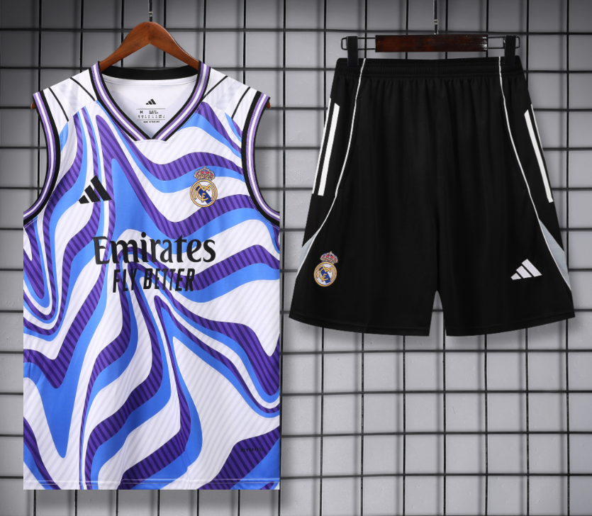 Adults kit 25 26 Real Madrid training  jersey Home and away 2025 2026 Real Madrid training soccer jersey 10-20 days. It will arrive in your country