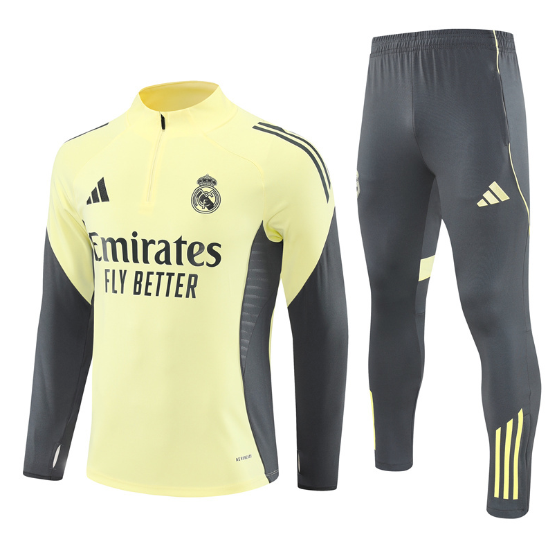 New 25 26 Real Madrid training coat jacket  jersey kids kit adult kit New 2025 2026 Real Madrid training coat jacket soccer jersey 10-20 days. It will arrive in your country