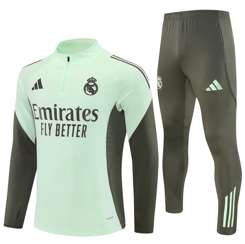 New 25 26 Real Madrid training coat jacket  jersey kids kit adult kit New 2025 2026 Real Madrid training coat jacket soccer jersey 10-20 days. It will arrive in your country