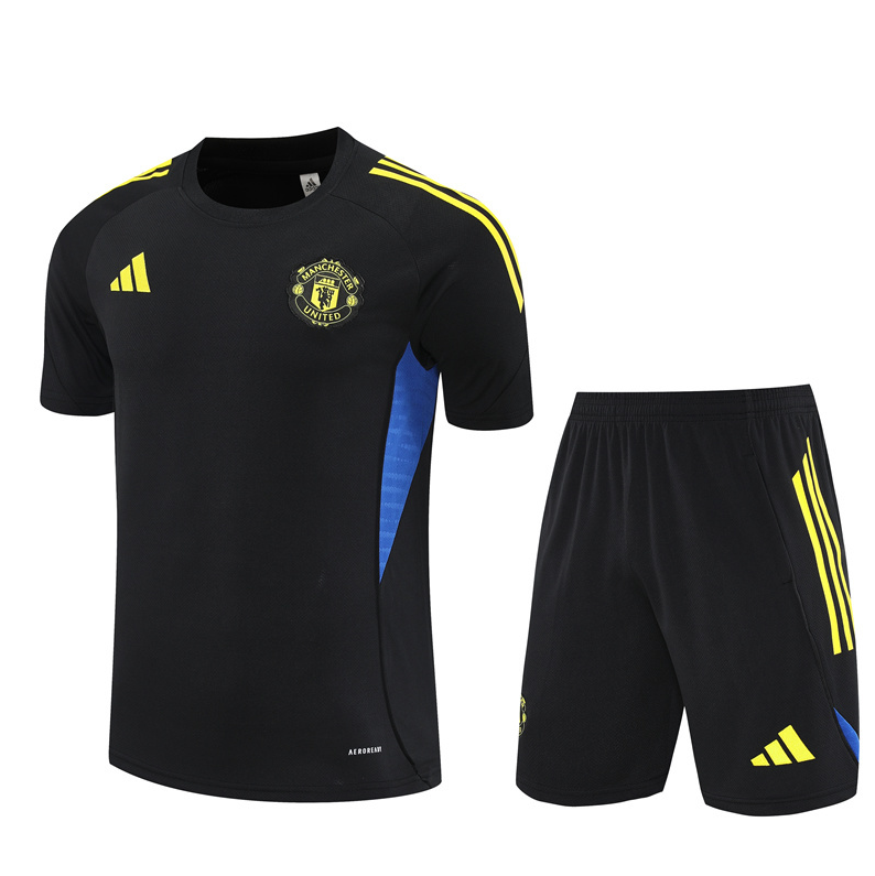 New 25 26 Manchester United jersey Pocket zipper pants kids kit New training adult kit Home and away 2025 2026 Manchester United soccer jersey 10-20 days. It will arrive in your country
