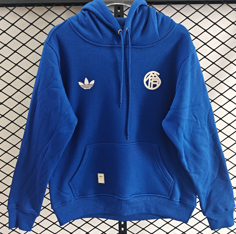 Bayern Munich training coat jacket jersey Thick fleece pullover and coat adult kit New 25 26 Bayern Munichcoat jacket soccer jersey 10-20 days. It will arrive in your country