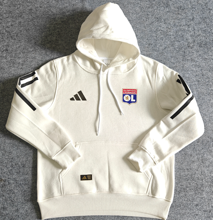 Lyon  training coat jacket jersey Thick fleece pullover and coat adult kit New 25 26 Lyon jacket soccer jersey 10-20 days. It will arrive in your country
