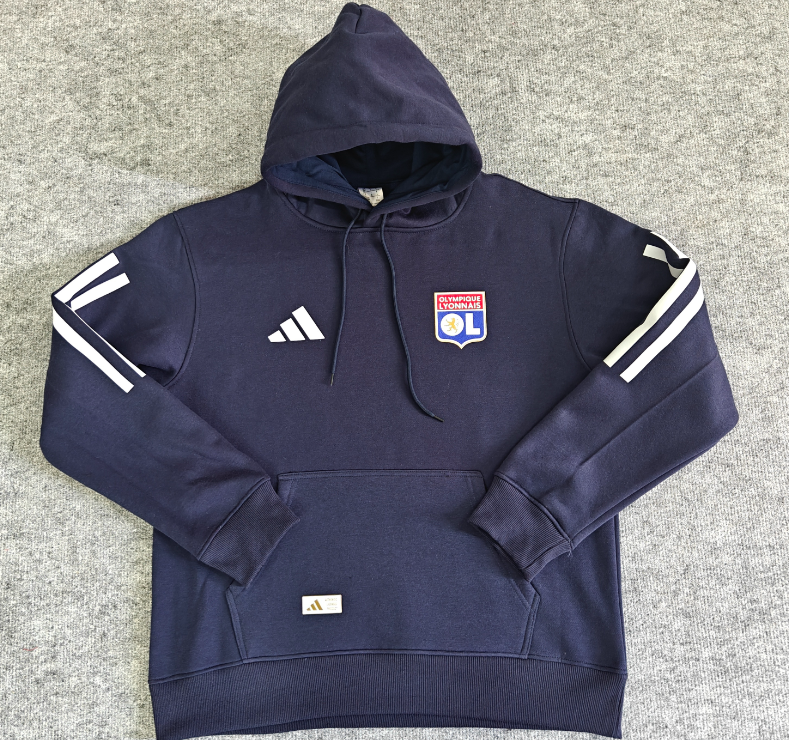 Lyon  training coat jacket jersey Thick fleece pullover and coat adult kit New 25 26 Lyon jacket soccer jersey 10-20 days. It will arrive in your country