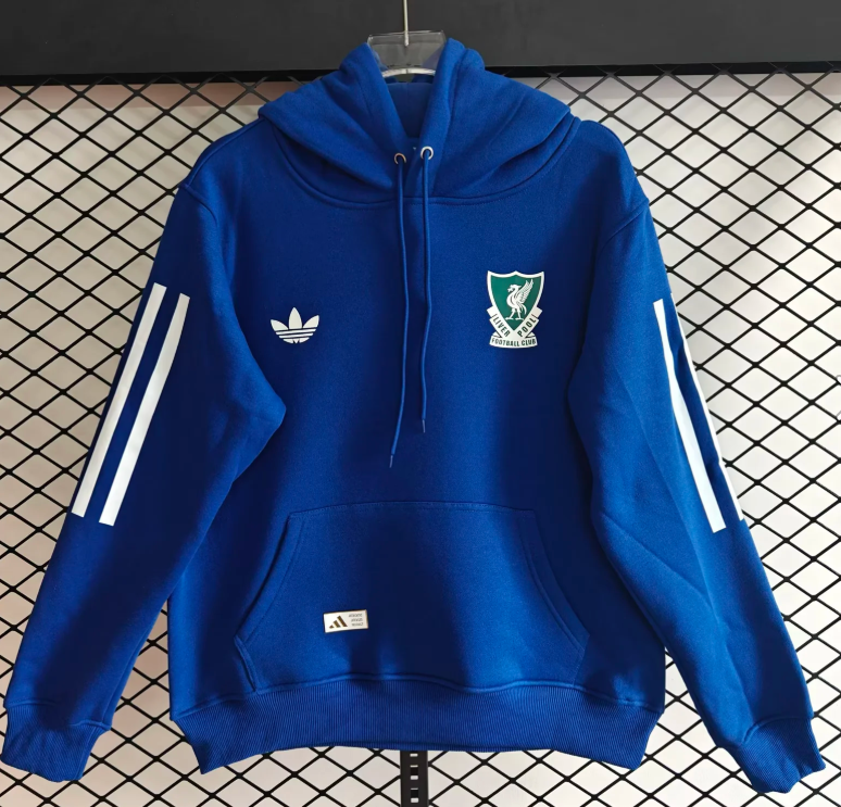 New  Liverpool training coat jacket jersey Thick fleece pullover and coat  New 25 26 Liverpool coat jacket soccer jersey 10-20 days. It will arrive in your country