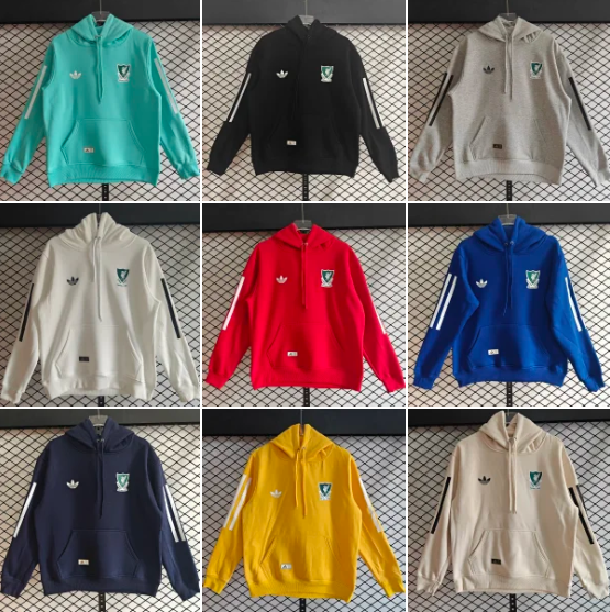 New  Liverpool training coat jacket jersey Thick fleece pullover and coat  New 25 26 Liverpool coat jacket soccer jersey 10-20 days. It will arrive in your country