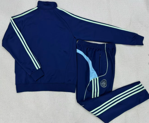 25 26 kit  Ajax training coat jacket  jersey adult kit New 25 26 Ajax coat jacket soccer jersey 10-20 days. It will arrive in your country