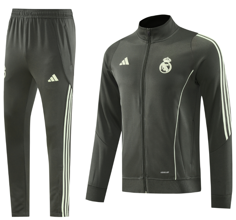 2025 2026 Real Madrid coat jacket  jersey adult kit New 25 26 Real Madrid coat jacket soccer jersey 10-20 days. It will arrive in your country