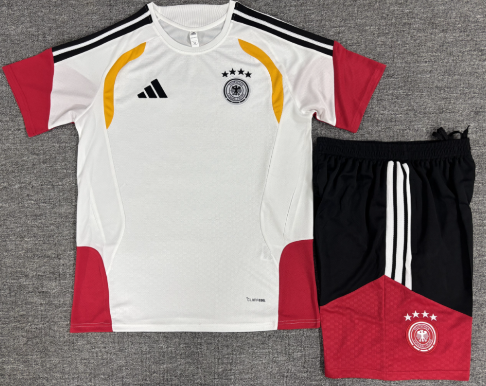 2026 World Cup National Team Germany  jersey Pocket zipper pants kids kit New training  adult kit  Home and away 26 27 Germany soccer jersey 10-18 days. It will arrive in your country