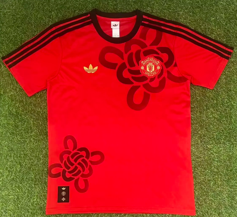 2026 Manchester City training jersey  New adult 26 27 Real Madrid Manchester United Liverpool Arsenal psg Bayern Munich  soccer jersey 10-20 days. It will arrive in your country