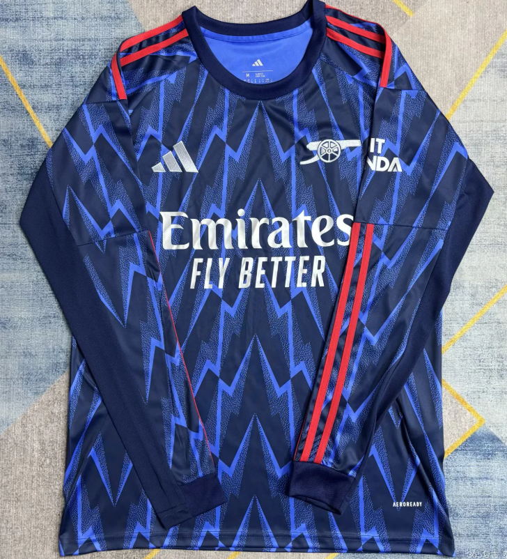 25 26 long sleeve  Real Betis  Real Madrid Manchester United Bayern Munchen Barcelona Arsenal Manchester City Liverpool Marseilles Marseilles Atletico Madrid Aston Villa soccer jersey 10-18 days. It will arrive in your country