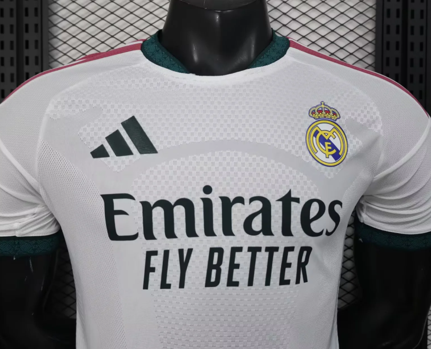 26 27 Real Madrid Player edition jersey Home and away New adult  26 27 Real Madrid soccer jersey 10-18 days. It will arrive in your country