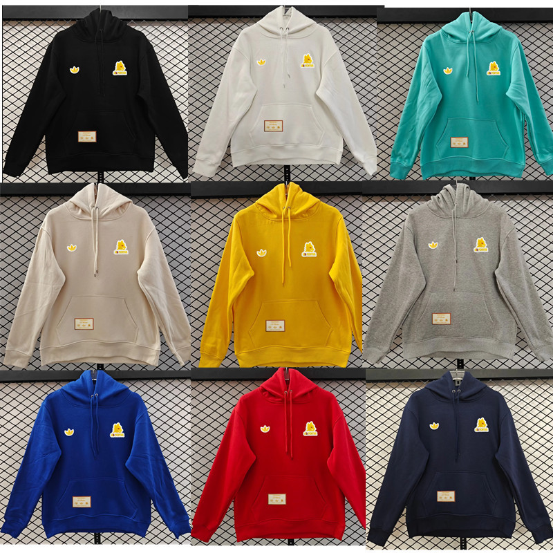 fleece sweatshirt New Roma training coat jacket jersey Thick fleece pullover and coat  New 26 27 Roma  jacket soccer jersey 10-20 days. It will arrive in your country