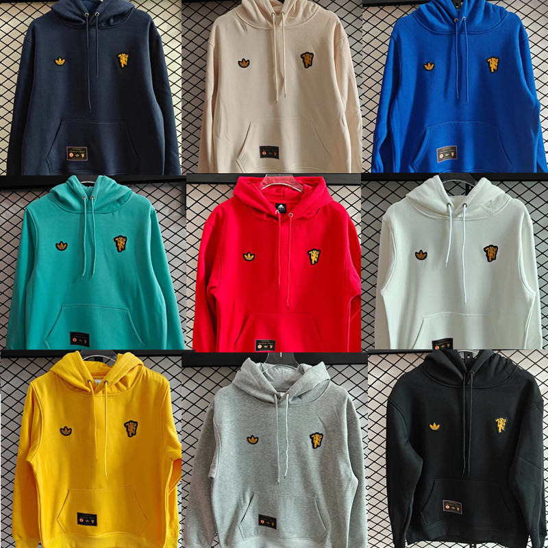fleece sweatshirt New 2026 anchester United training coat jacket jersey Thick fleece pullover and coat  New 26 27 Manchester United  jacket soccer jersey 10-20 days. It will arrive in your country