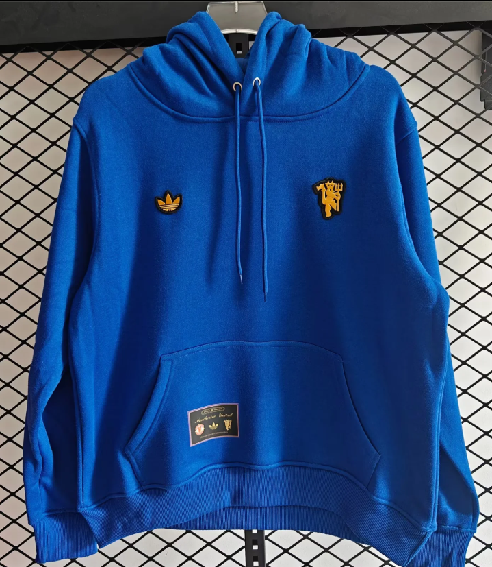 fleece sweatshirt New 2026 anchester United training coat jacket jersey Thick fleece pullover and coat  New 26 27 Manchester United  jacket soccer jersey 10-20 days. It will arrive in your country