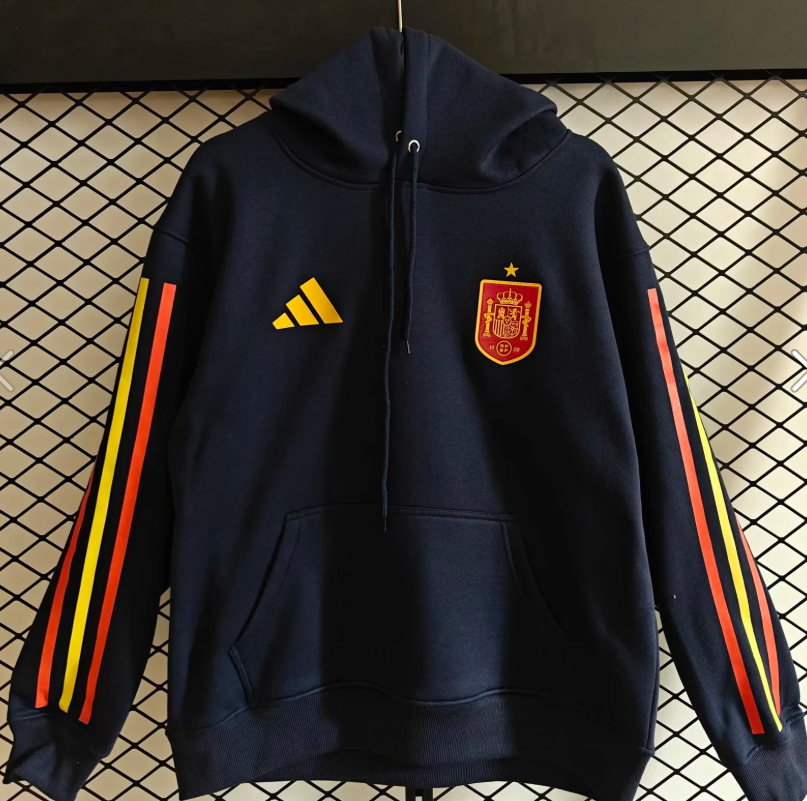 fleece sweatshirt New Spain training coat jacket jersey Thick fleece pullover and coat adult kit New 26 27 Spain jacket soccer jersey 10-20 days. It will arrive in your country