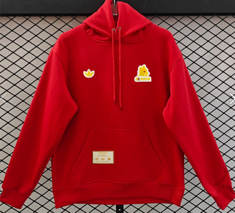 fleece sweatshirt New Roma training coat jacket jersey Thick fleece pullover and coat  New 26 27 Roma  jacket soccer jersey 10-20 days. It will arrive in your country