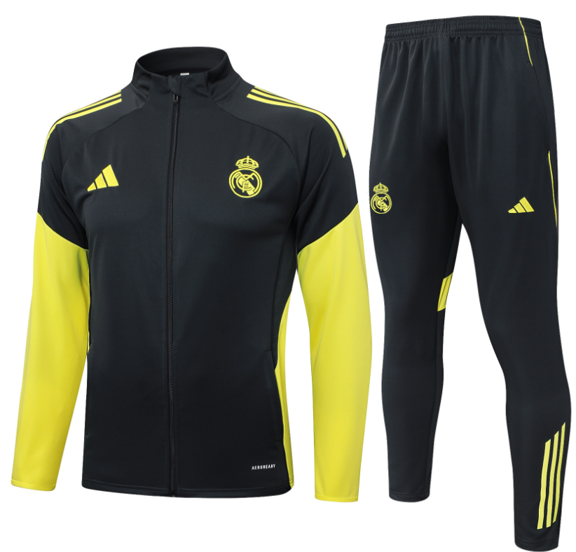 New Real madrid  training coat jacket  jersey  adult kit New 2025 2026 Real madrid coat jacket soccer jersey 10-20 days. It will arrive in your country