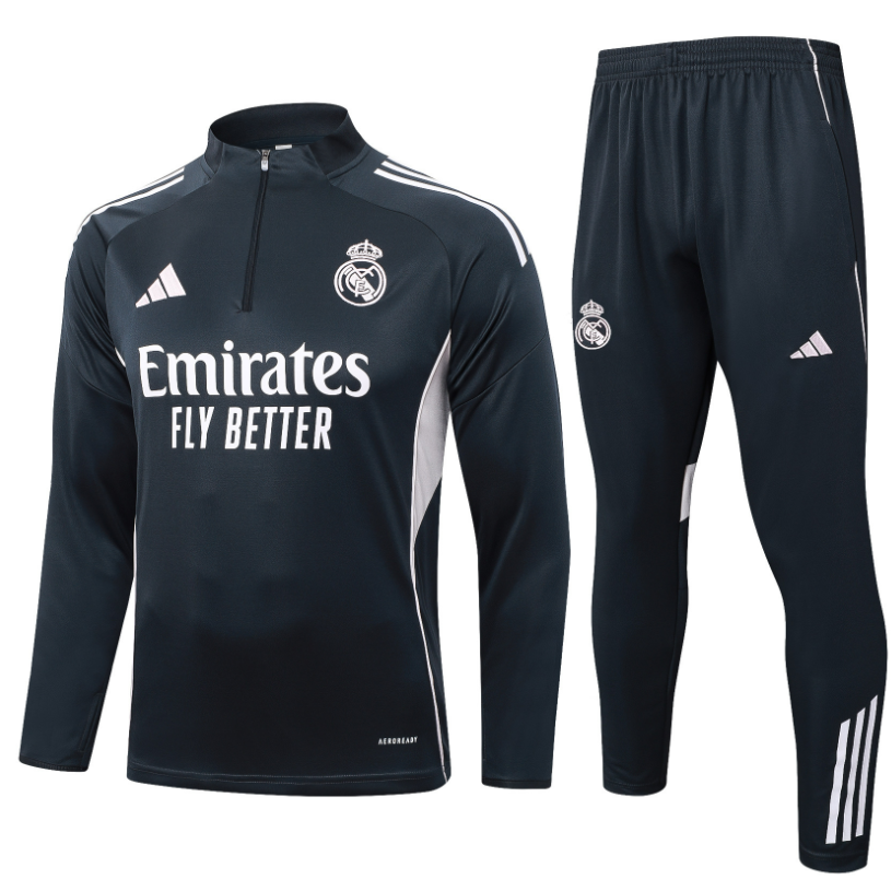 New Real madrid  training coat jacket  jersey  adult kit New 2025 2026 Real madrid coat jacket soccer jersey 10-20 days. It will arrive in your country