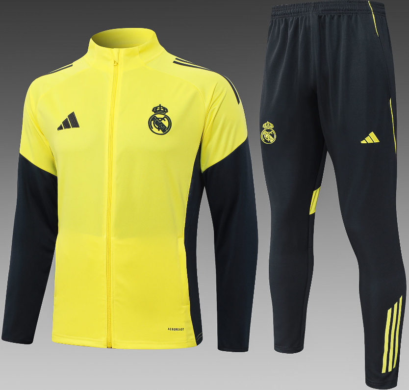 25 26 Real Madrid training coat jacket  jersey New  kids kit adult kit 2026 Real Madrid training coat jacket soccer jersey 10-20 days. It will arrive in your country