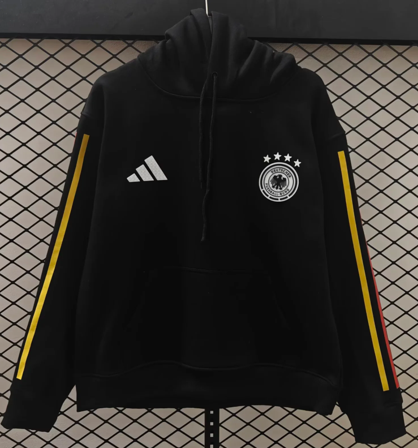 New Germany training coat jacket jersey Thick fleece pullover and coat adult kit New 26 27 Germany jacket soccer jersey 10-20 days. It will arrive in your country