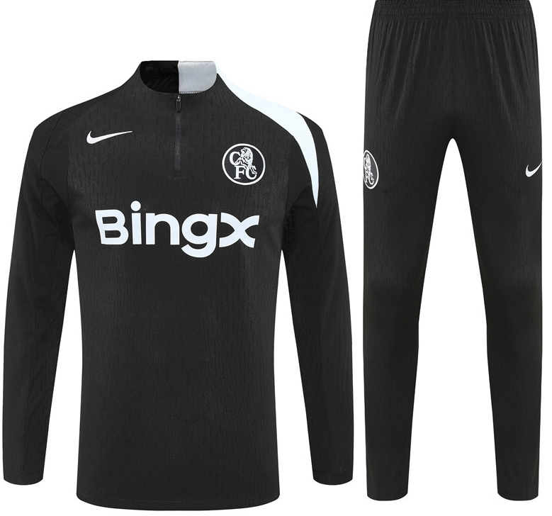 Pocket zipper pants 25 26 Chelsea training coat jacket  jersey New  kids kit adult kit 2026 Chelsea training coat jacket soccer jersey 10-20 days. It will arrive in your country