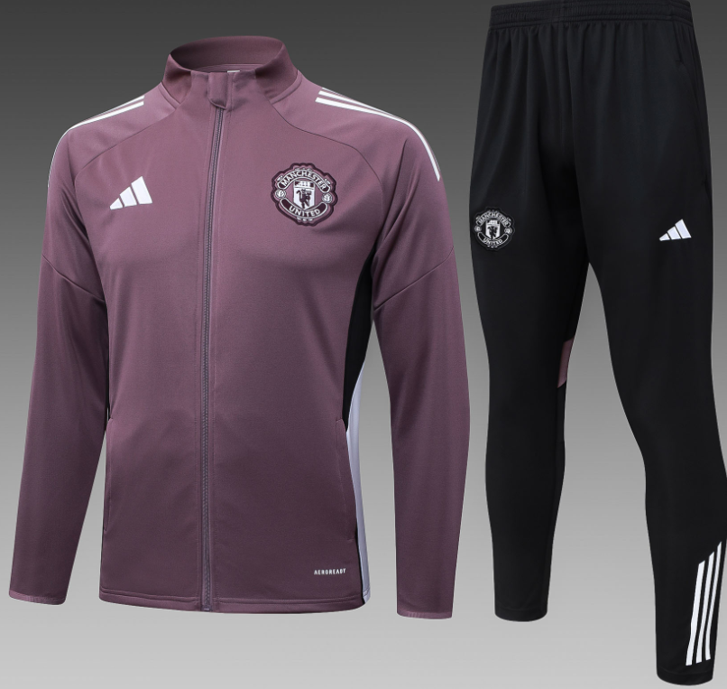 Pocket zipper pants 25 26 Manchester United training coat jacket  jersey New  kids kit adult kit 2026 Manchester United training coat jacket soccer jersey 10-20 days. It will arrive in your country