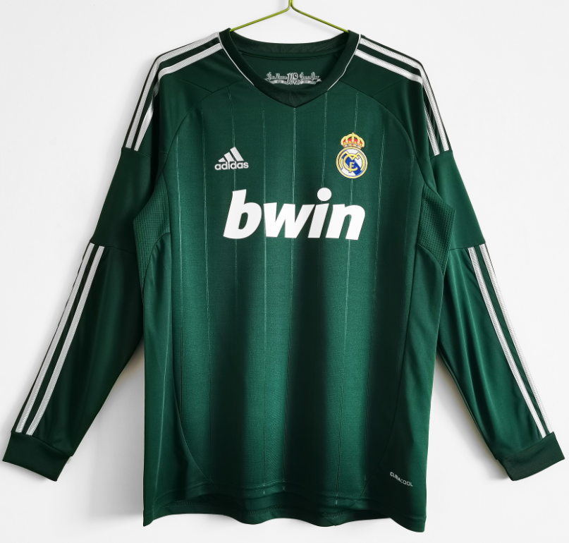 Real Madrid Long sleeve Retro jersey 25 26  Home and away New adult Retro 2016/17 2012/13 2011/12 2017/18 2014/15 2006/07 2005-06  Real Madrid soccer jersey 10-20 days. It will arrive in your country