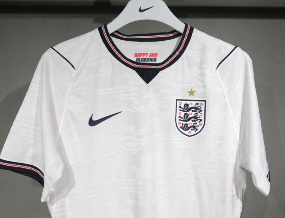 2026 England Player edition jersey  2026 World Cup National Team Home away New adult  26 2027 England soccer jersey 10-20 days. It will arrive in your country
