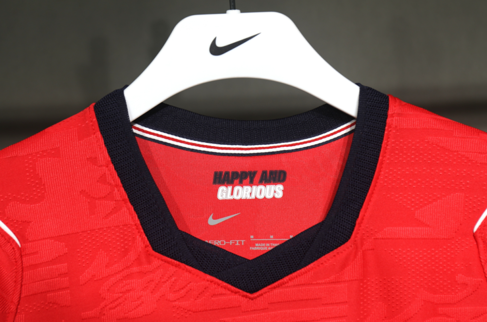 2026 England Player edition jersey  2026 World Cup National Team Home away New adult  26 2027 England soccer jersey 10-20 days. It will arrive in your country
