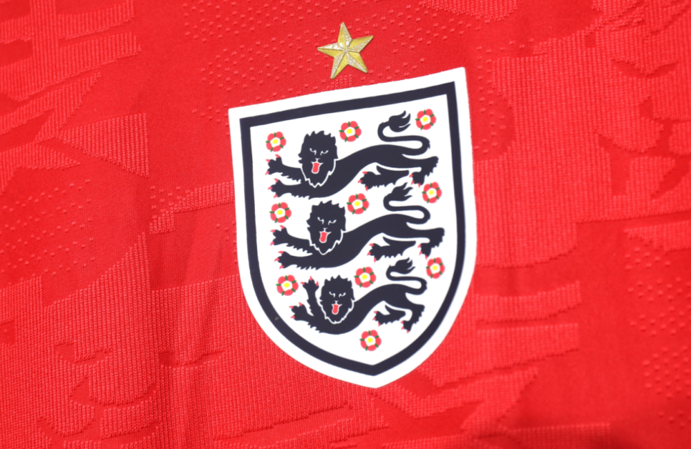 2026 England Player edition jersey  2026 World Cup National Team Home away New adult  26 2027 England soccer jersey 10-20 days. It will arrive in your country