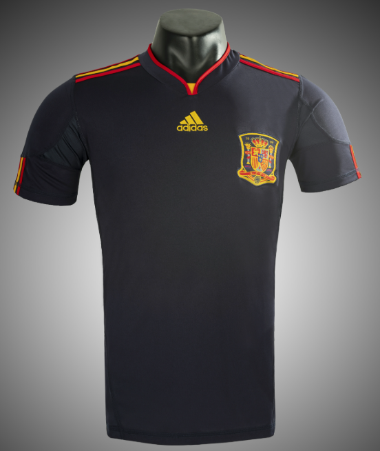 Spain Retro jersey 25 26  Home and away New adult Retro  1996 1994/95  2010 1998 2012 Spain soccer jersey 10-20 days. It will arrive in your country days. It will arrive in your country