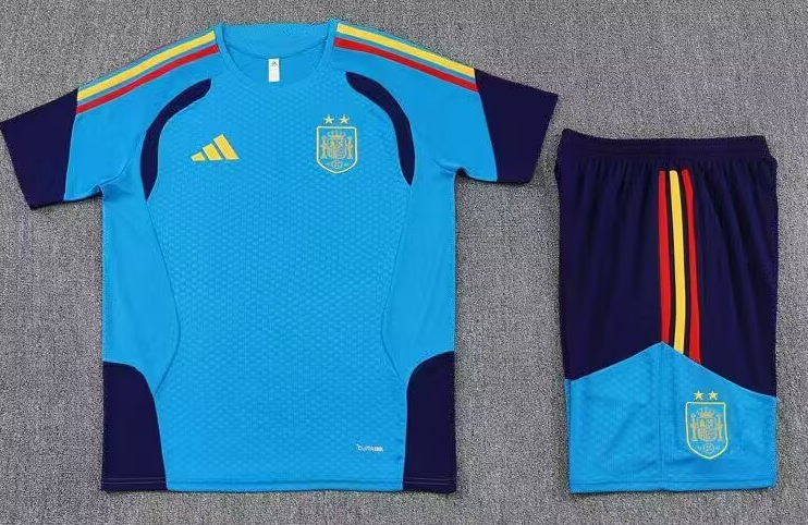 2 stars  2026 2027 World Cup National Team Spain jersey Pocket zipper pants kids kit New training  adult kit  Home and away 26 27 Spain soccer jersey 10-20 days. It will arrive in your country