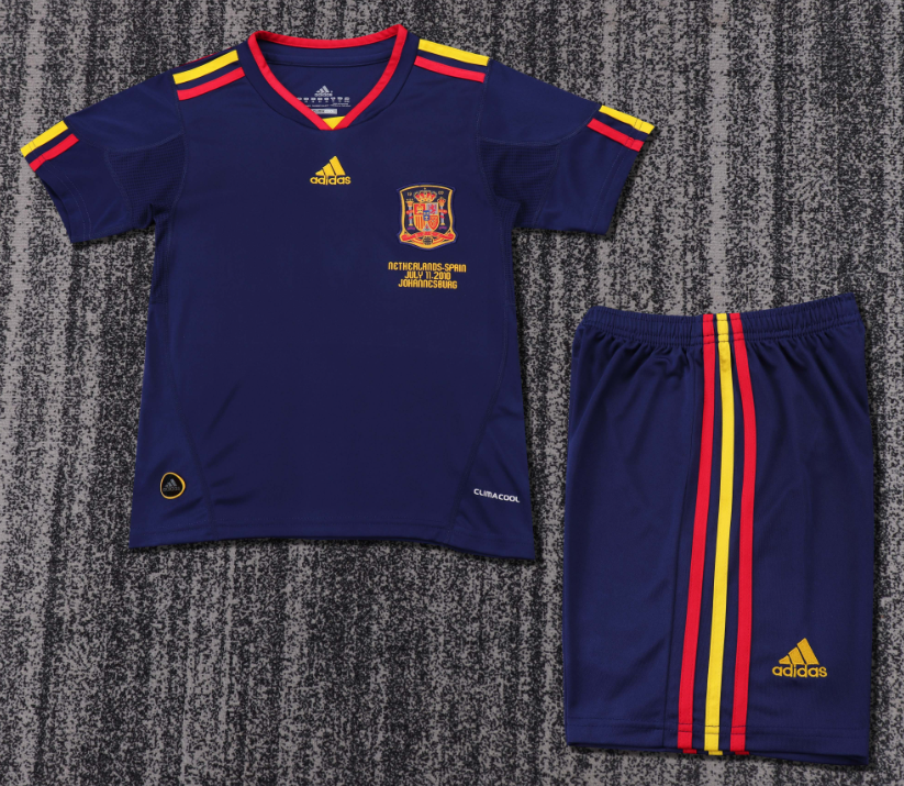 kids kit Spain Retro jersey 25 26  Home and away New adult Retro  1996 1994/95  2010 1998 2012  2000  10/12 Spain soccer jersey 10-20 days. It will arrive in your country days. It will arrive in your country
