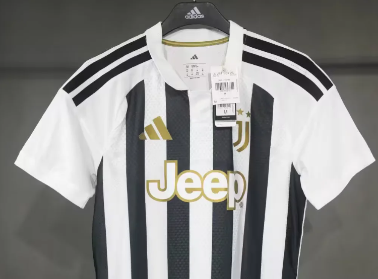 Player version New 2026 2027 Juventus jersey  26 27 Juventus  soccer jersey 10-20 days. It will arrive in your country